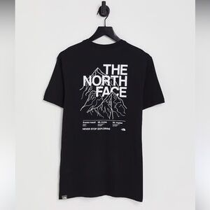 NWT The North Face Mountain Outline T-Shirt | Size: Medium